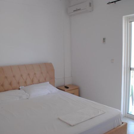 Hotel Mikela Ksamil Luaran gambar