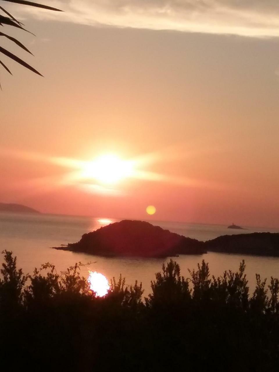 Hotel Mikela Ksamil Luaran gambar